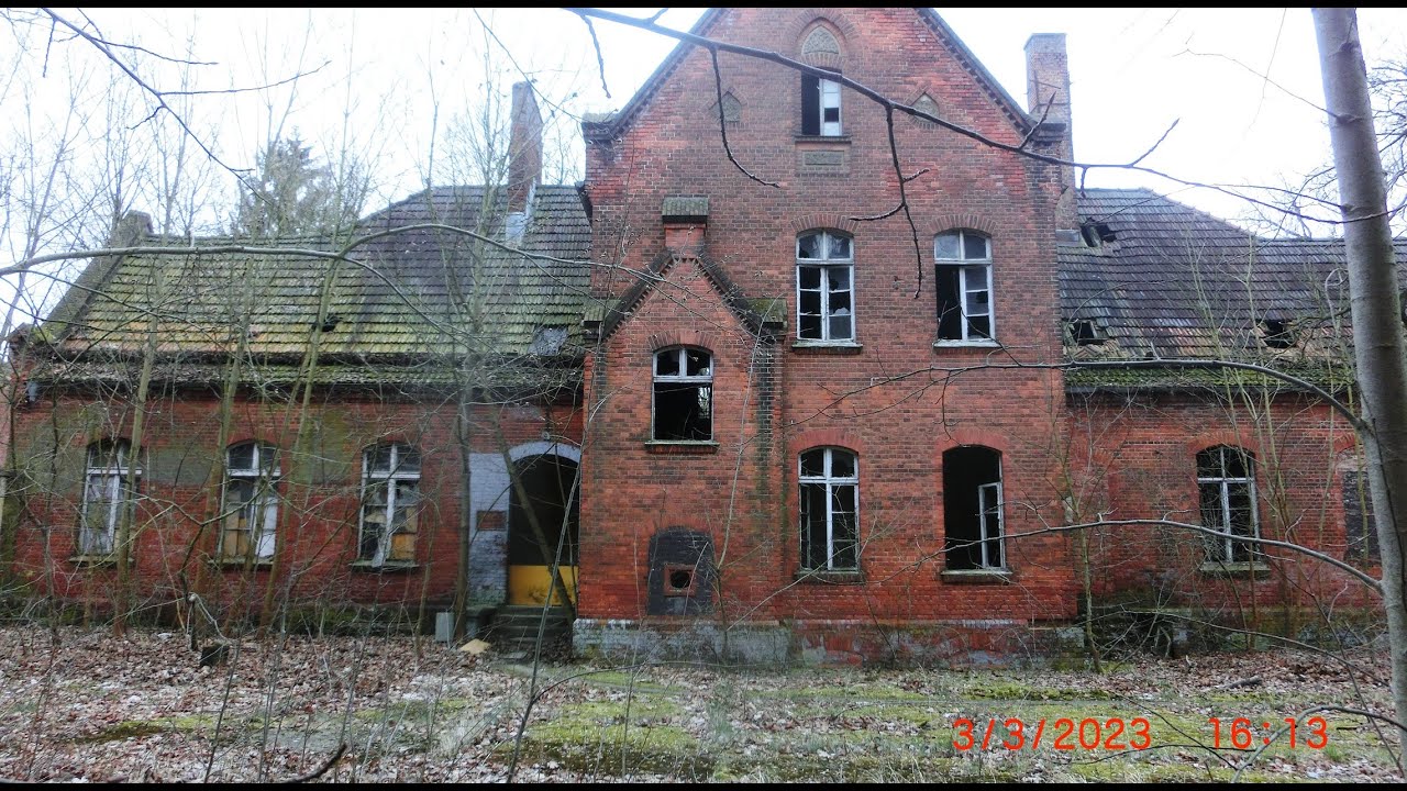 ГСВГ. Ютербог2.От здания штаба в/ч60883 к чайной через строевой плац  3.03.2023