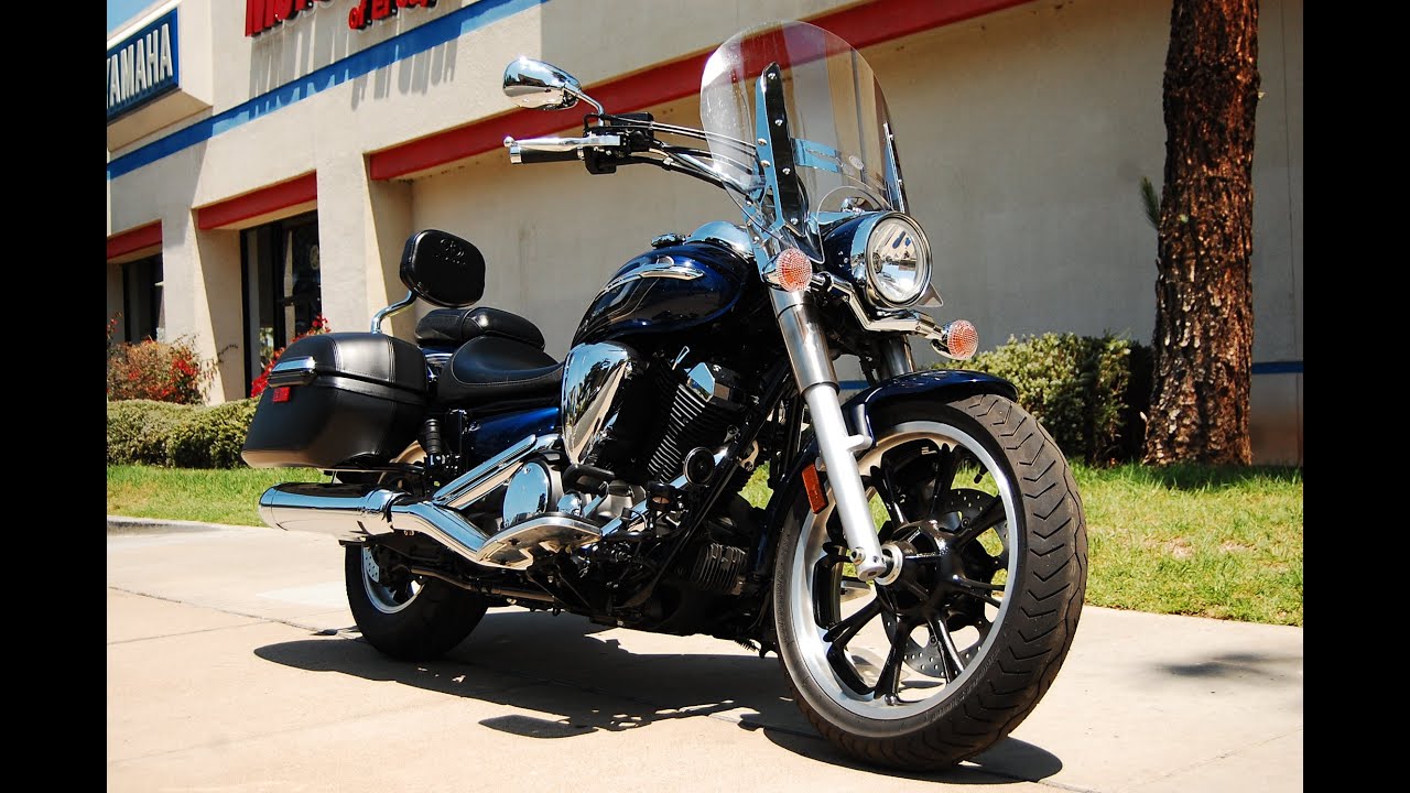 2015 Yamaha V-Star 950 Tourer Blue