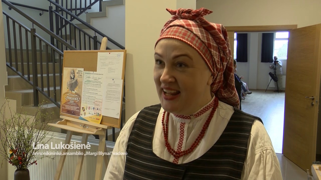 Tradicijos, išaugintos Panevėžio rajone 2. Petronės armonika