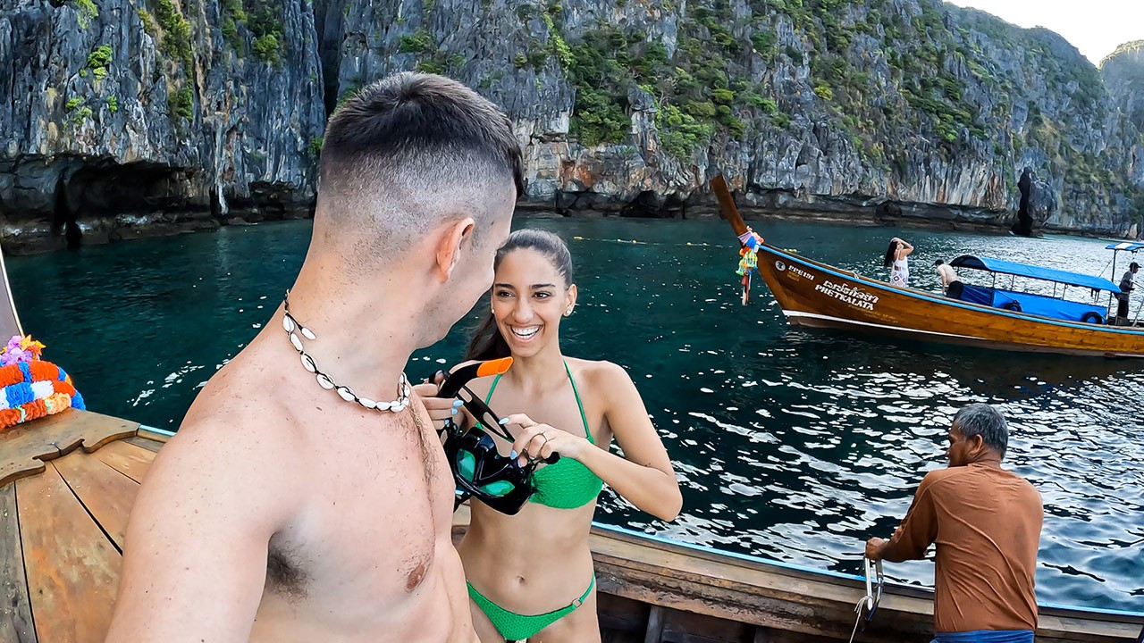 MAYA BAY in Phi Phi islands *WATCH BEFORE COMING* 🇹🇭