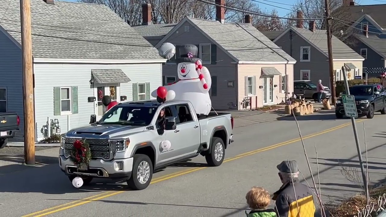 North Andover Santa Parade 23’