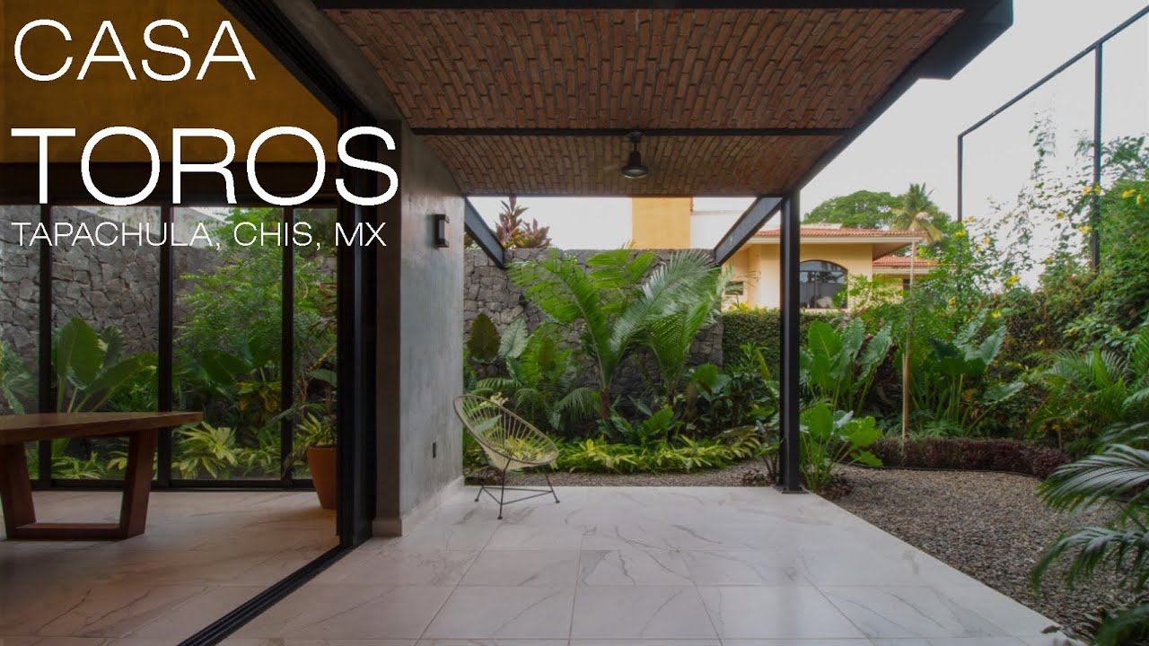 Casa Toros.