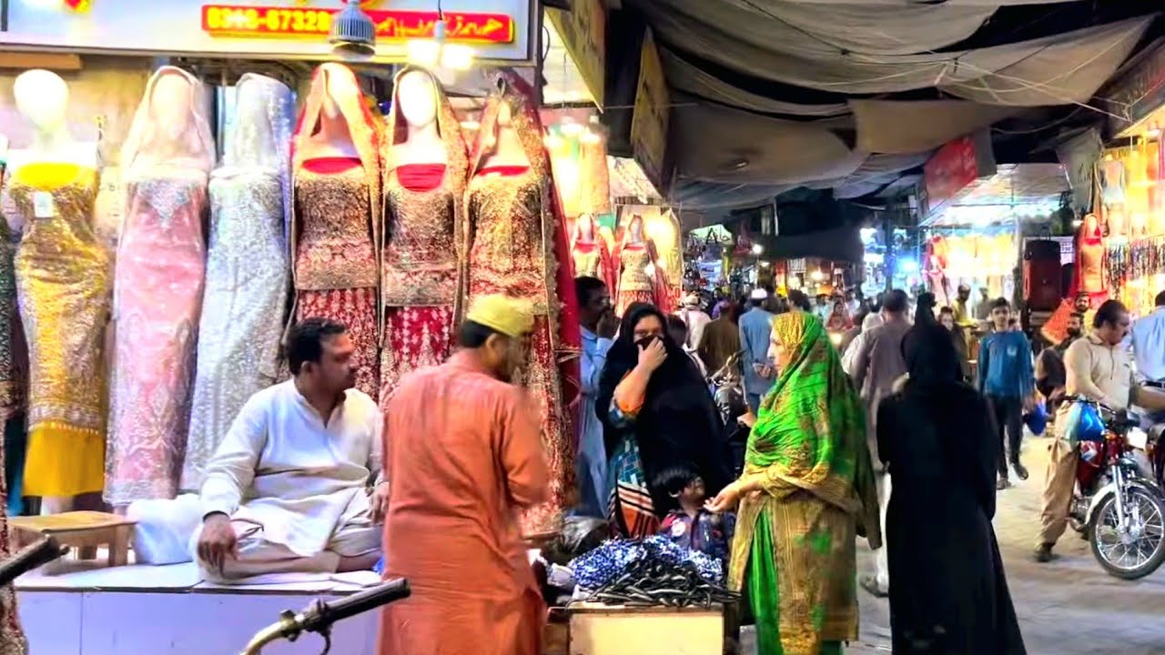 Chand  Raat  Pakistan  🇵🇰 Multan  City  || Amazing Eid Shopping in Multan City || Eid  Mubarak  4k