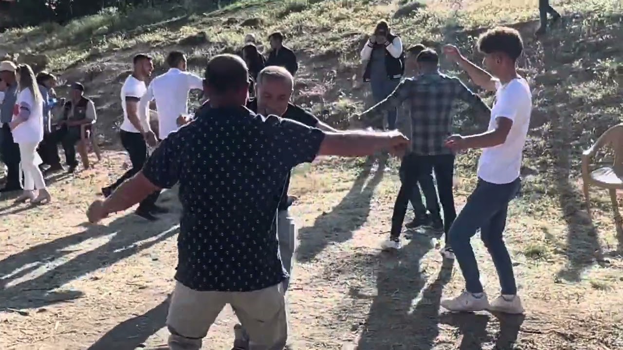 Niğde çömlekçi köyü düğünleri ramazan yücedağ’ın düğünü cihan talu eşliğinde