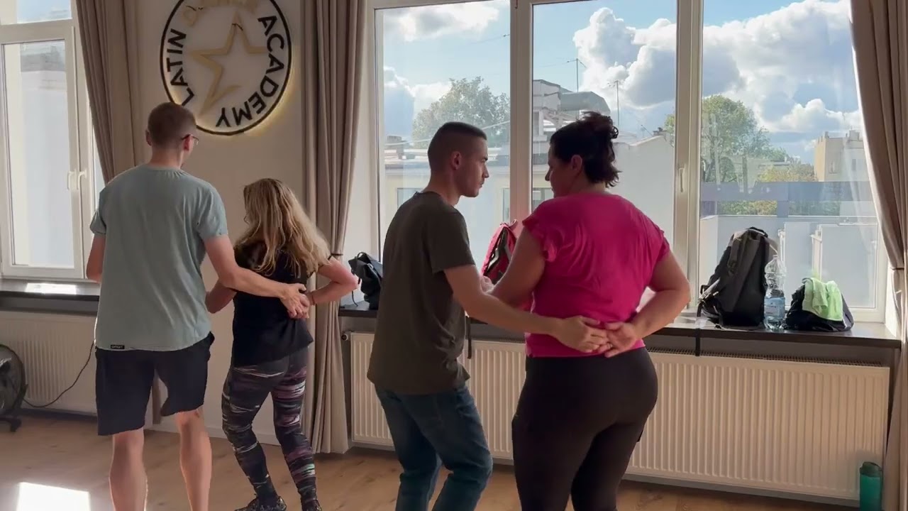 Salsa Cubana w Latin Dance Academy