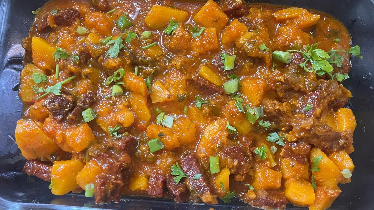 CARNE SECA COM ABÓBORA NA PANELA DE PRESSÃO