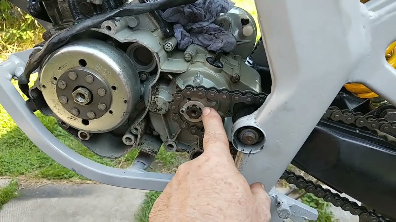 Aprilia RX50 rebuild part 6.A quick update & a look at the wiring.