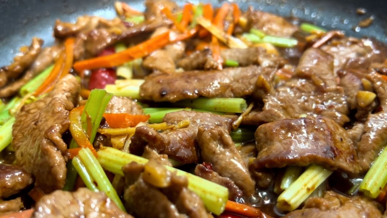 Delicious and tender Chinese Szechuan beef stir-fried makes your mouth water - better than takeout.