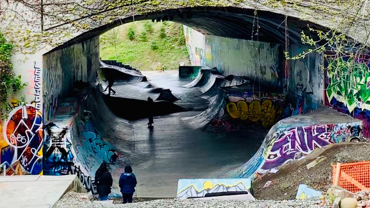 Hastings Leeside Skate Park Vancouver BC