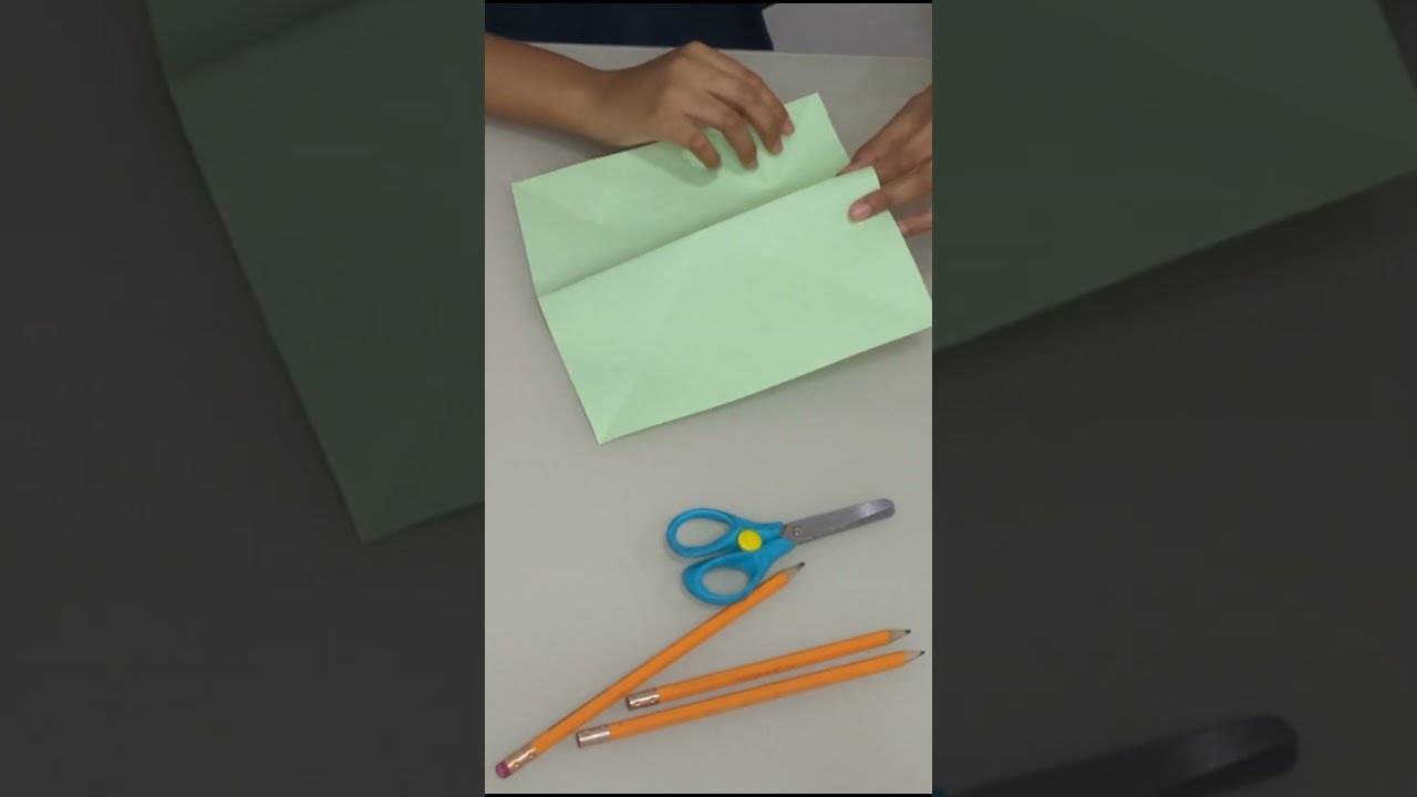 How to make an easy paper fish 🐟 (DIY)
