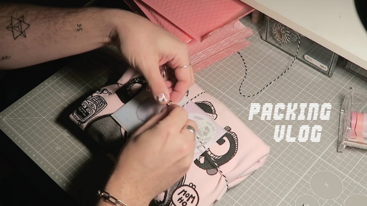 Relaxing vlog ✦ packing orders with me (no music) , stickers, keyrings and clothing ✦ MUNDO MOO