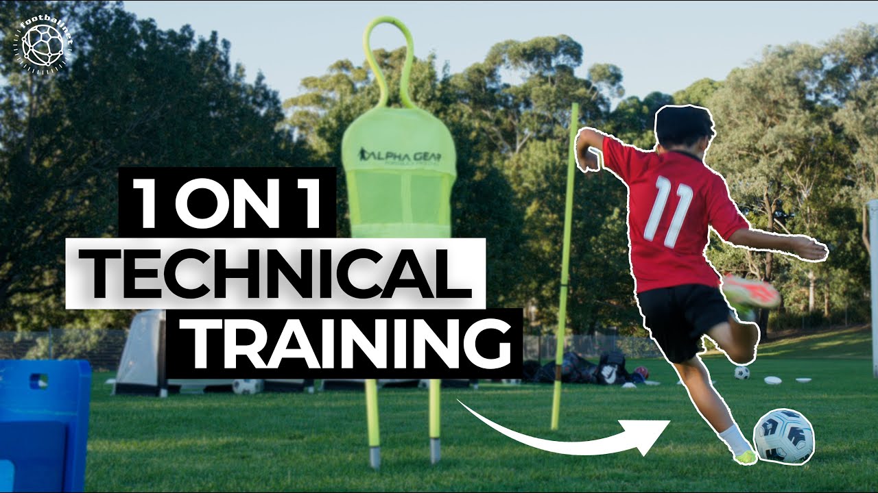 Central Midfielder Technical Training Session | 1 on 1 Academy Training