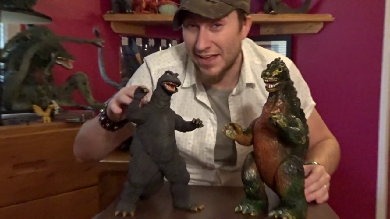 Vintage Bullmark Godzilla Rare 1970's Giant Size Silver-Fin Version Unboxing by Sethasaurus Rexx