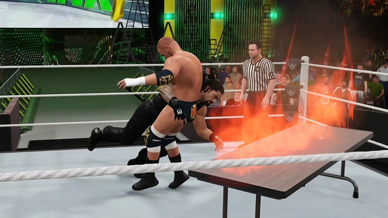 FULL MATCH: Roman Reigns vs. Triple H - WWE Money in the Bank