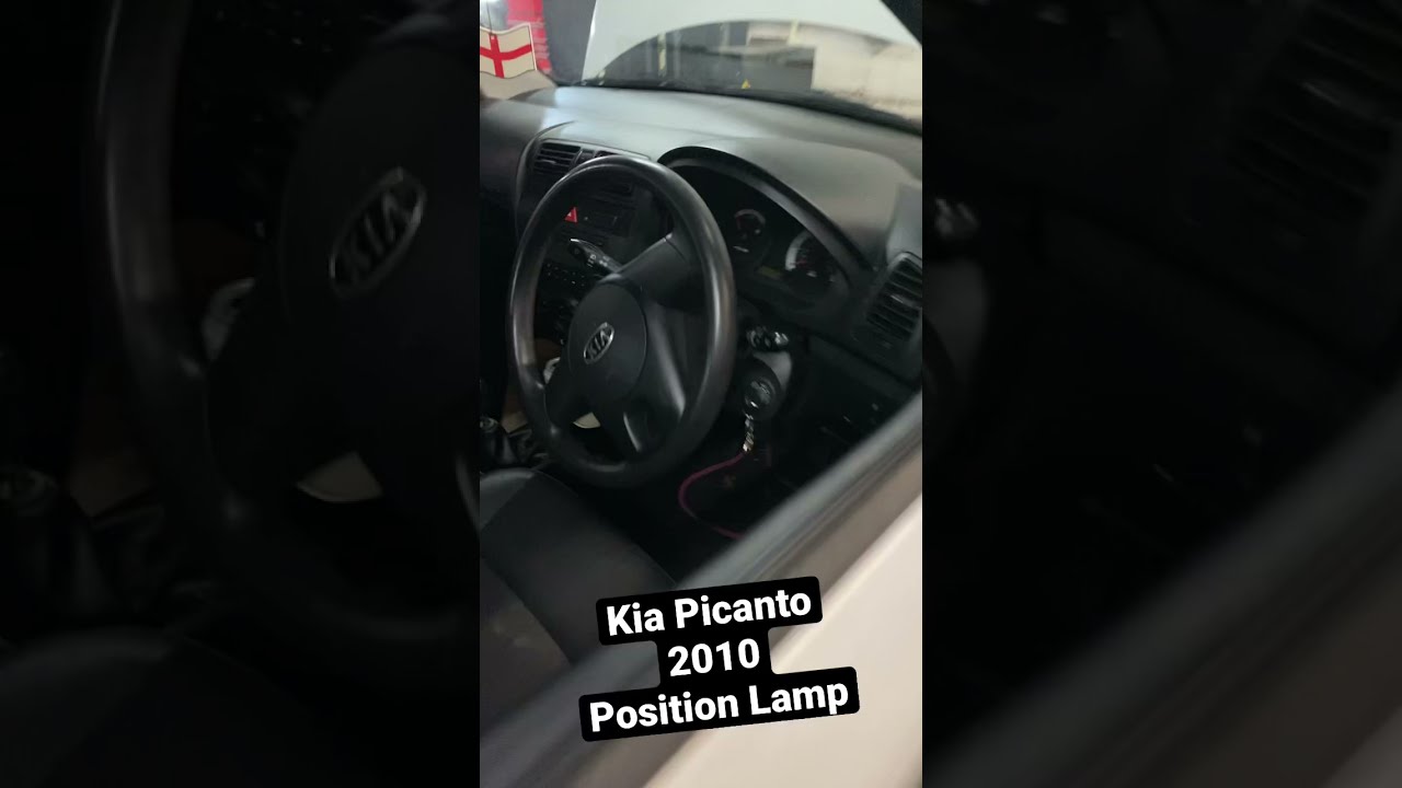 Простая замена ламп | Kia Picanto #габаритныелампы #фары