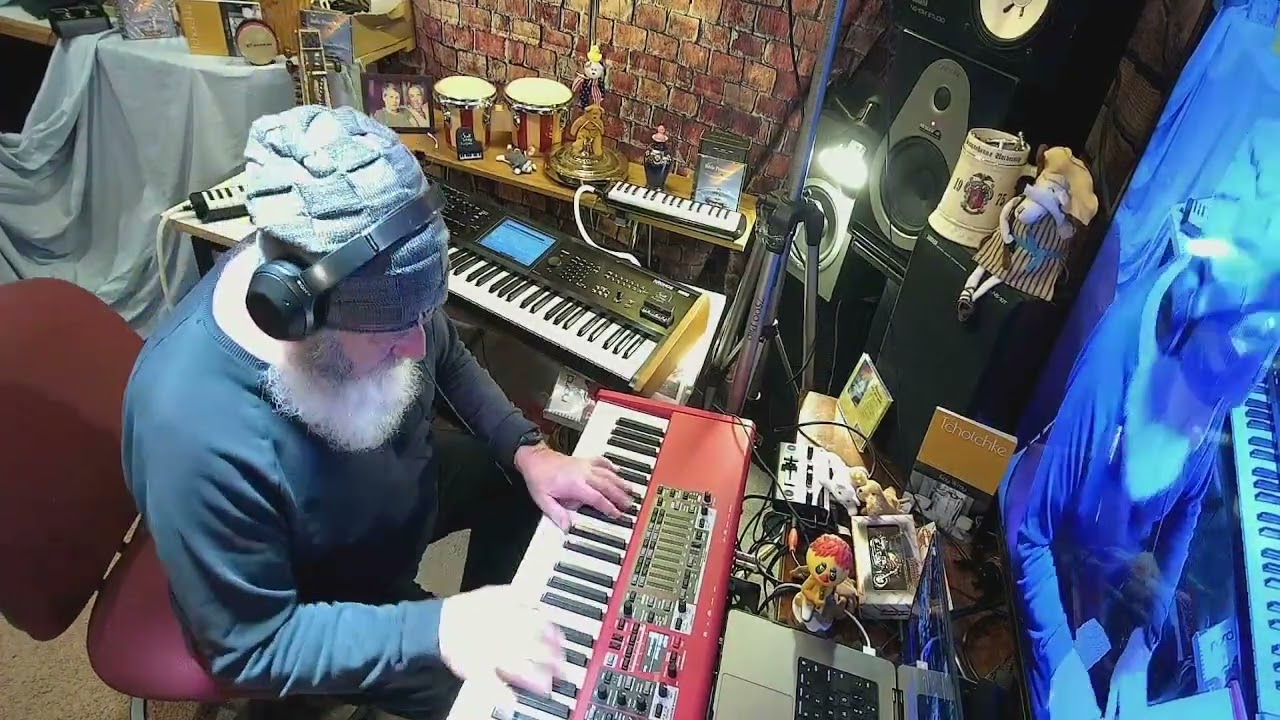 #billywraymusic Billy Wray tune #Groove Master” Korg Kronos2 Nord Electro 6 #funkypiano #bluesinC 