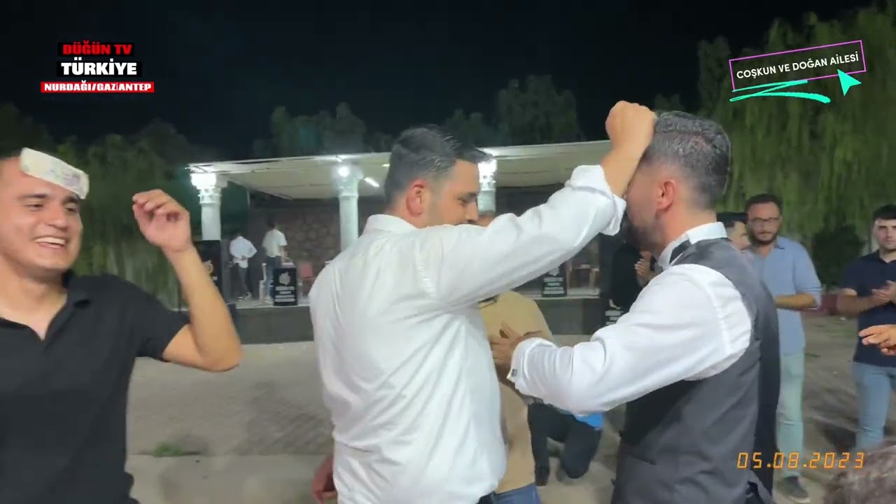 HELE BAKIN KİM GELMİŞ - HIZLI HALAY - ŞEKEROBA - DEDELER GENÇLİK - NURDAĞI - GAZİANTEP 2023