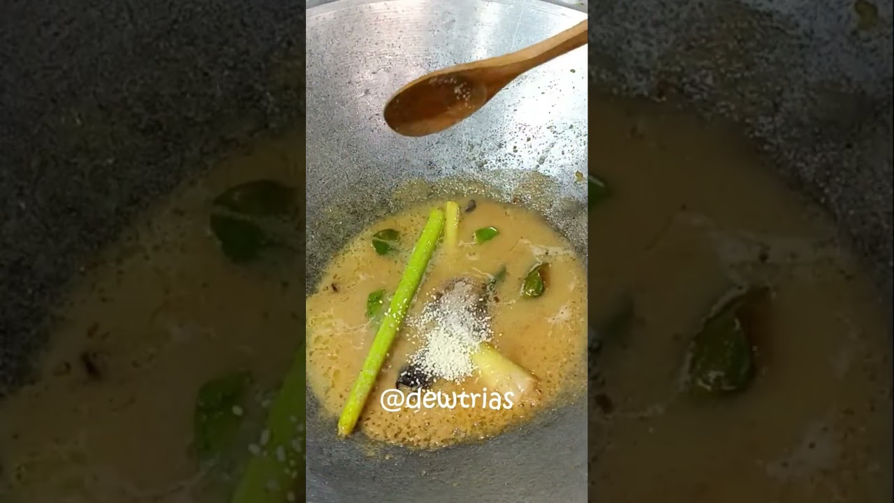 Resep Lemper Ayam Tahan Lama l Cara masak ketan agar pulen, Mateng & tidak benyek #kuebasah #shorts