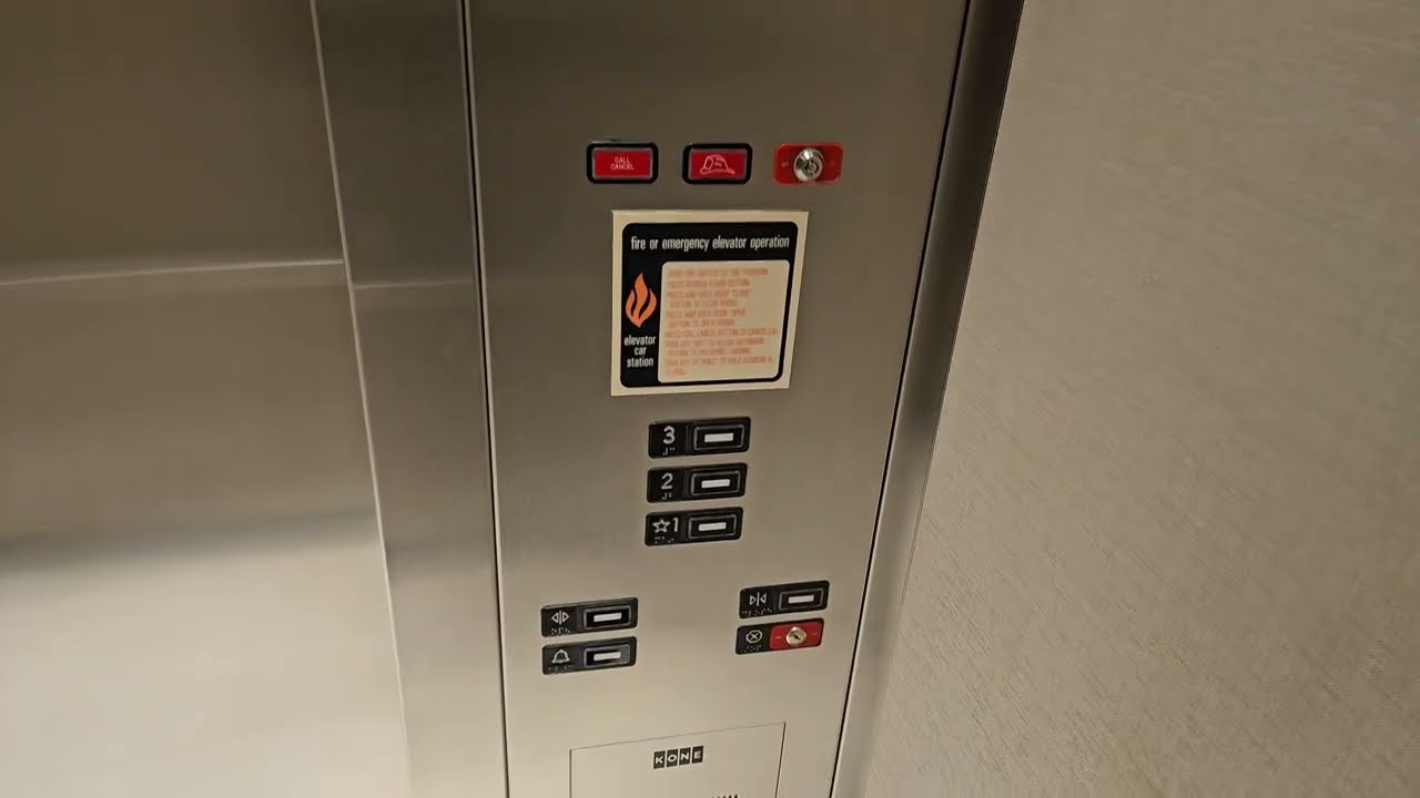 Kone Hydraulic Elevator - Neiman Marcus, The Shops at Willow Bend, Plano, TX