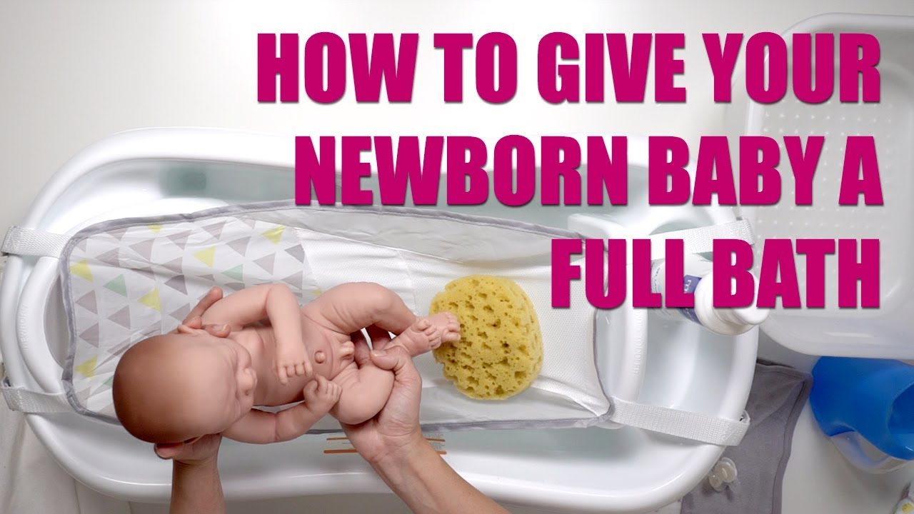 How to give your Newborn Baby a Full Bath on a Counter Top