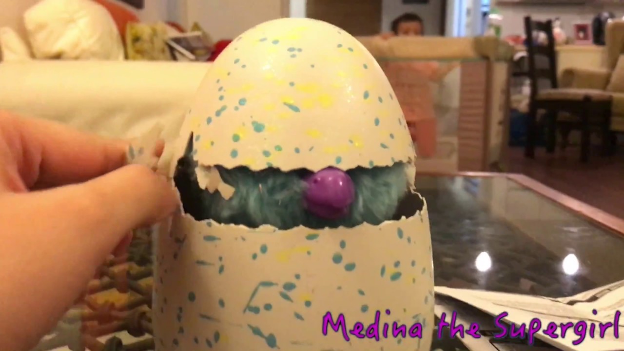 WEIRD BABY HATCHIMALS (GLITTERING GARDEN)