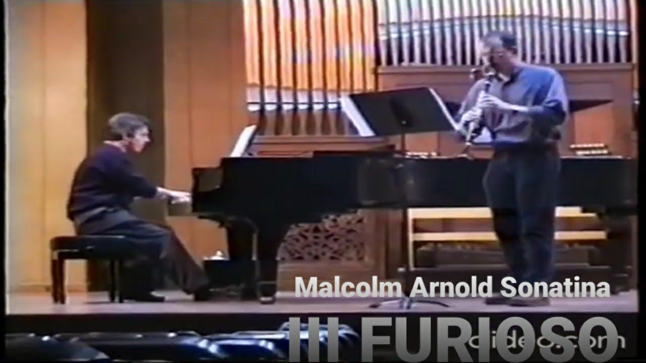 Malcolm Arnold Sonatina - III - Furioso - Juan Olaya - Camilo Irizo -