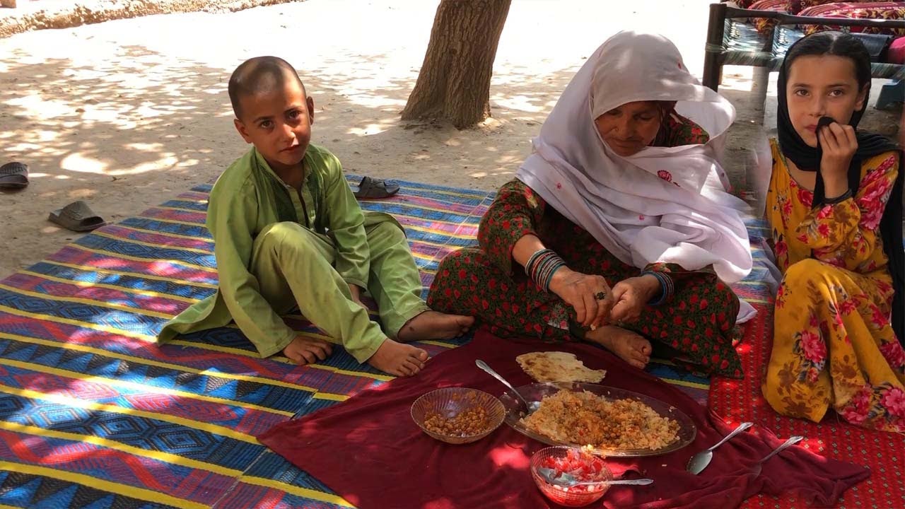 Grandma feeding orphan children | Daily routine of poor people in Afghanistan | Rural Life