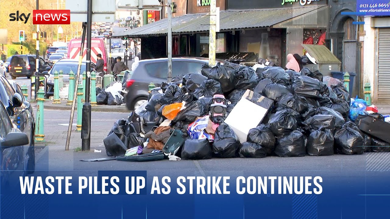 Birmingham: Strike crisis deepens as 17,000 tonnes of waste continue to pile up