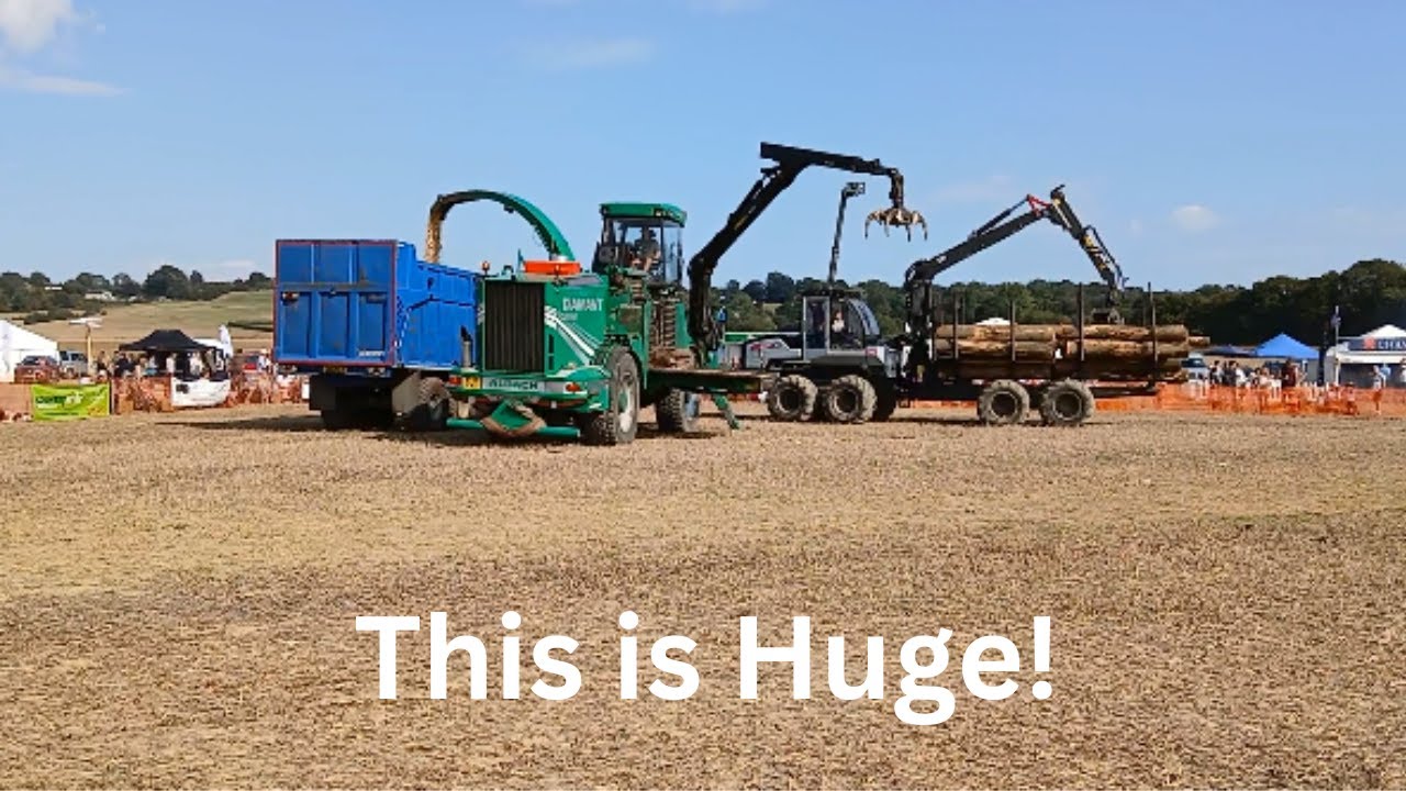 Insane Diamant wood chipper at the Weald of Kent Ploughing Match!
