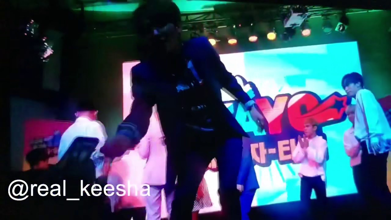 071719 BNF&rsquo;s Harang Getting my gift for him @ AJA AJA TAYO Press Conference
