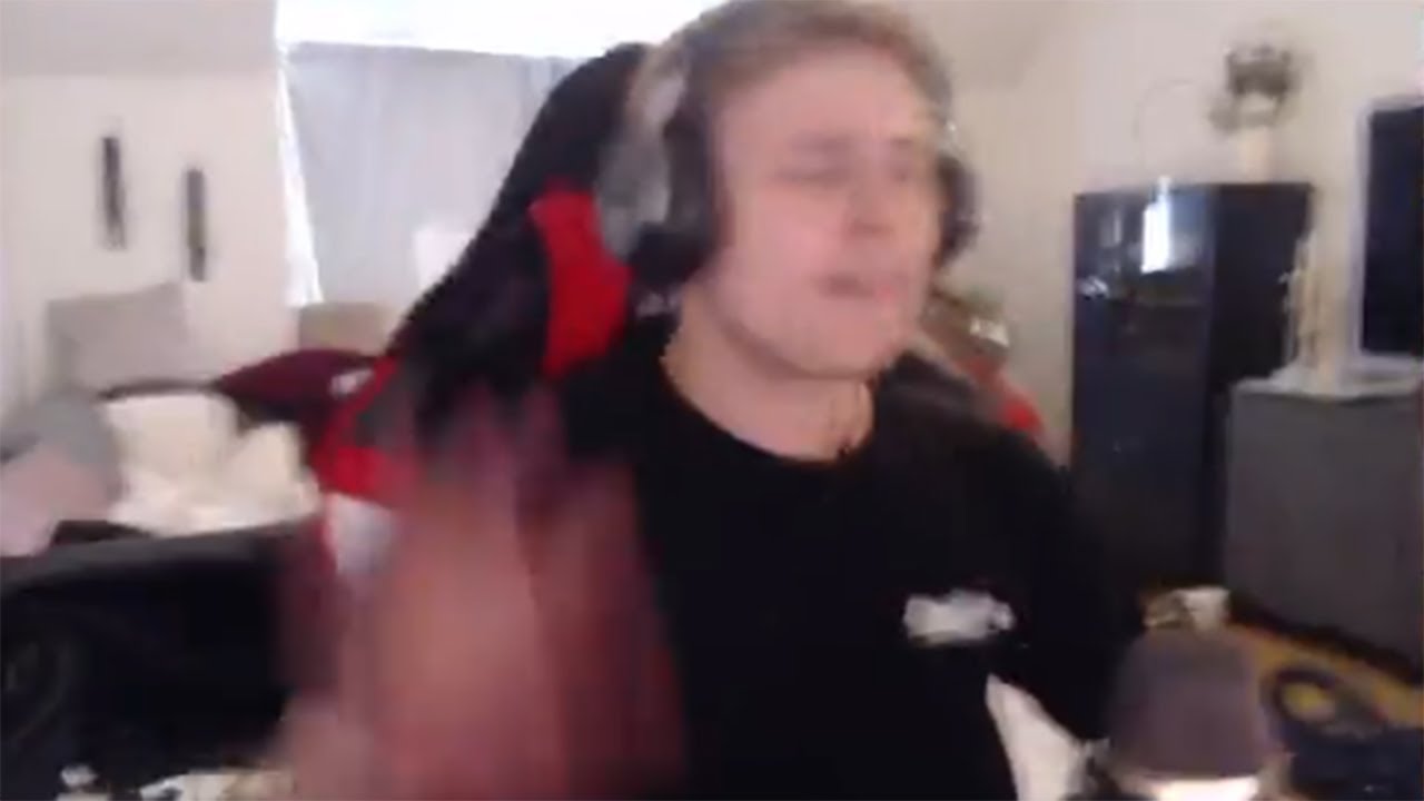 Whaazz slams his desk