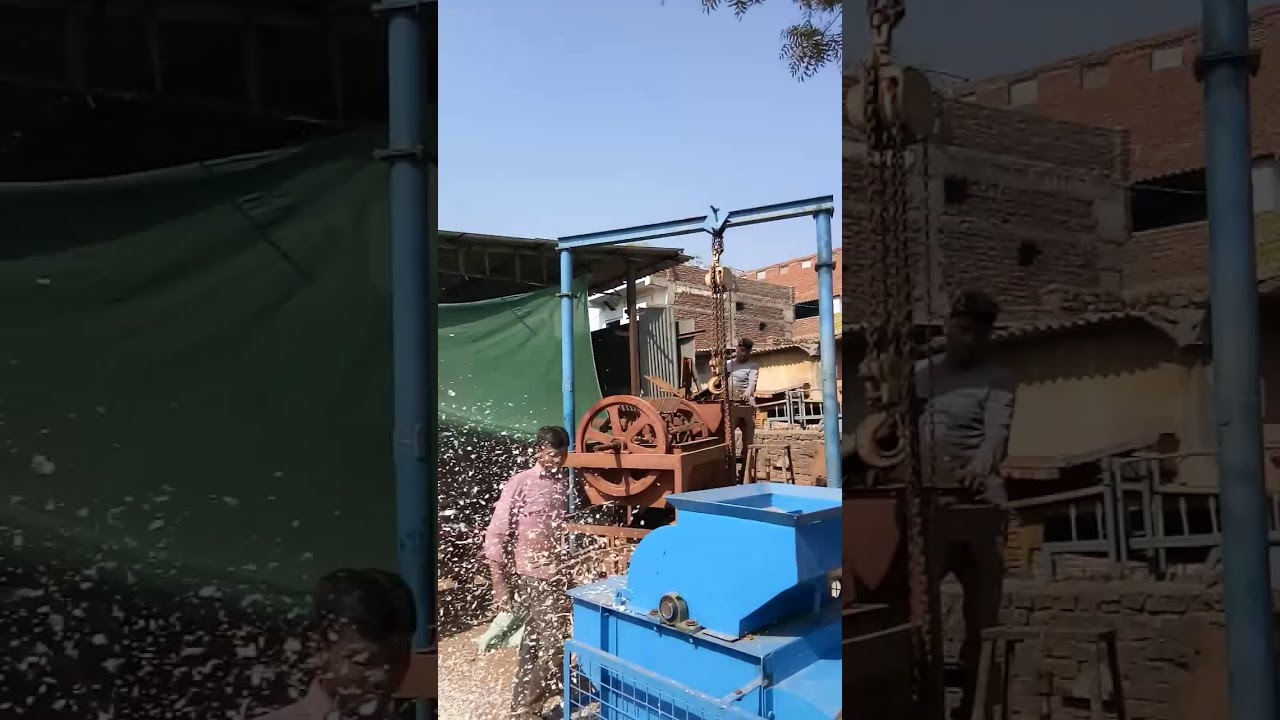 Garlic bulb breaking machine