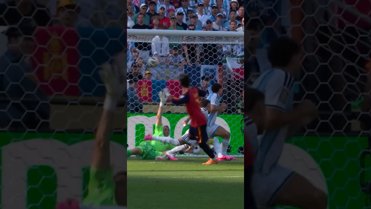 Ferran Torres scores the winner for Spain in the World Cup Final. #FIFAWorldCupOnYT