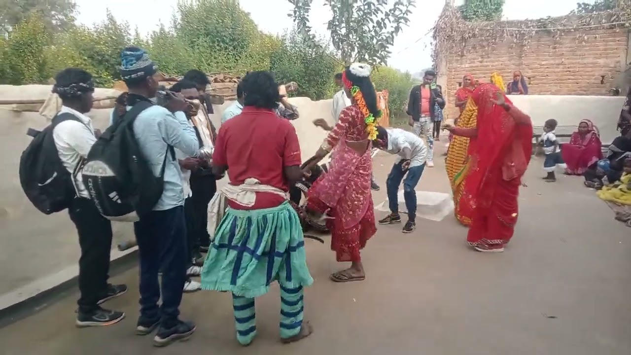 Ajab gajab bagely baja8319314425