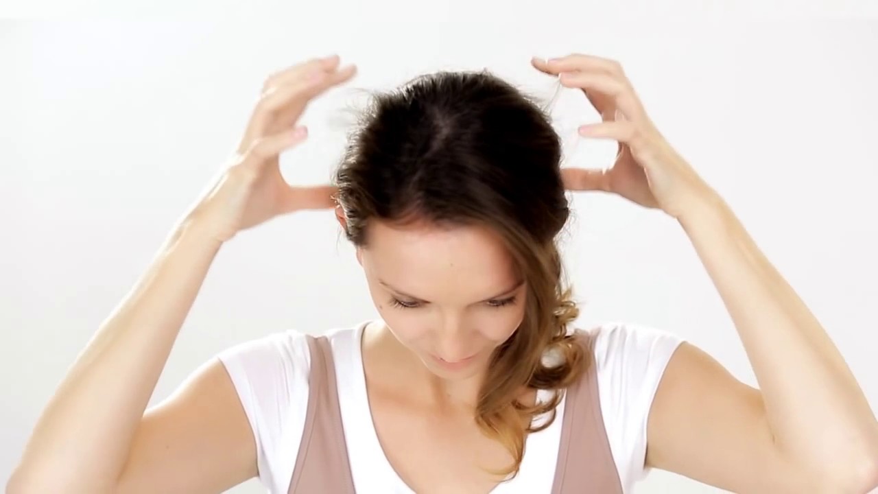 FACE YOGA with A4 Cosmetics (English)