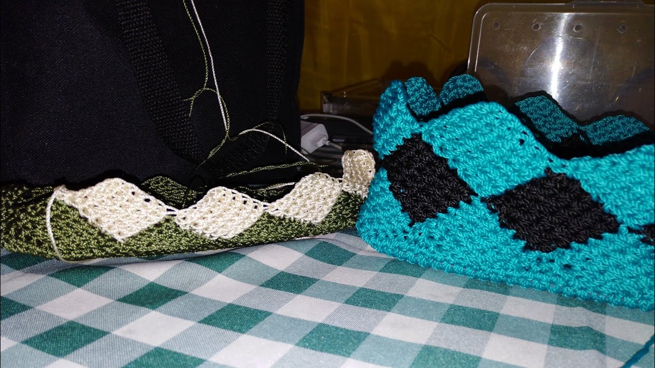 Bolso tejido a Crochet en Punto entrelac o ajedrez 1ra parte