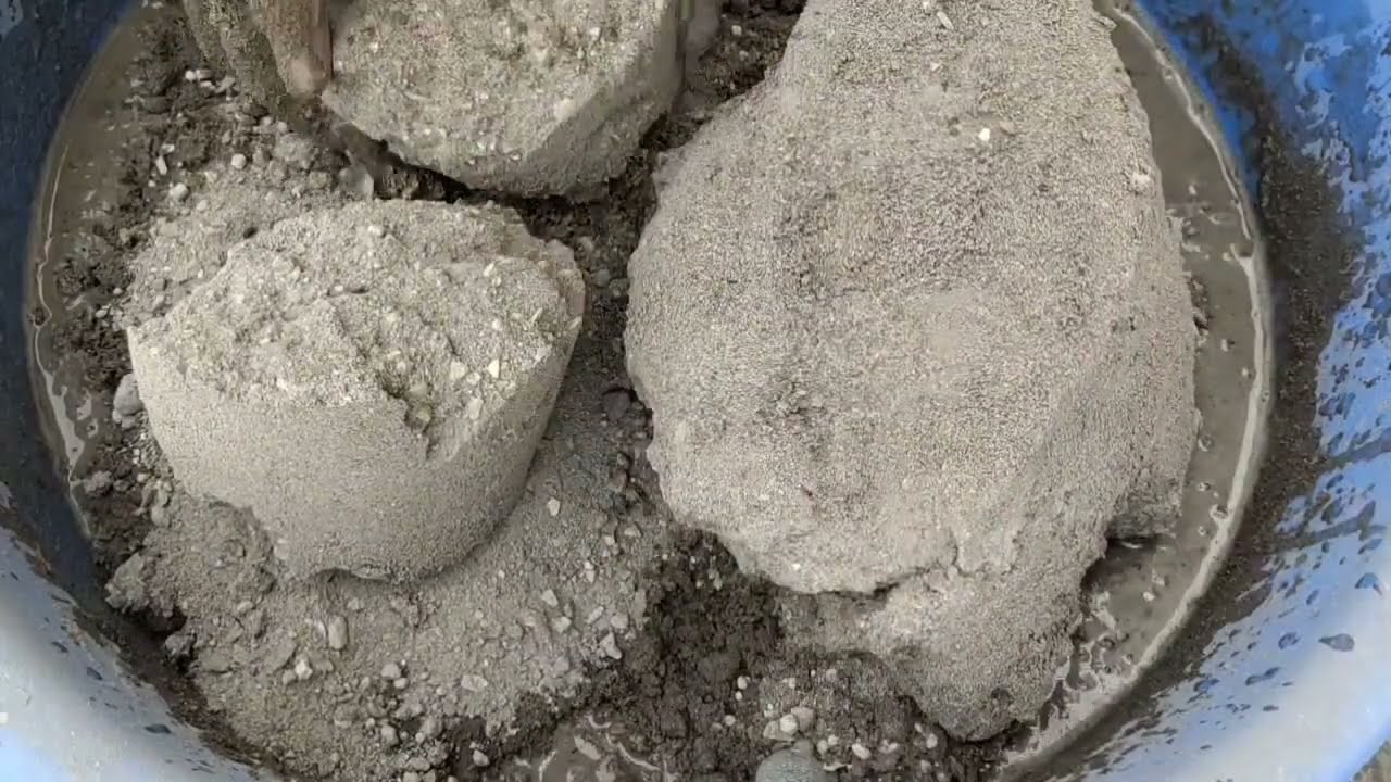 Soft gritty sand cement crumbling in water 💦💦 ||SA ASMR