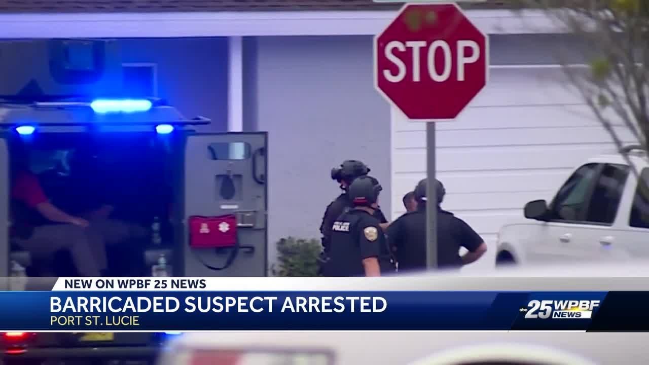 Florida police arrest child pornography suspect following 3-hour standoff