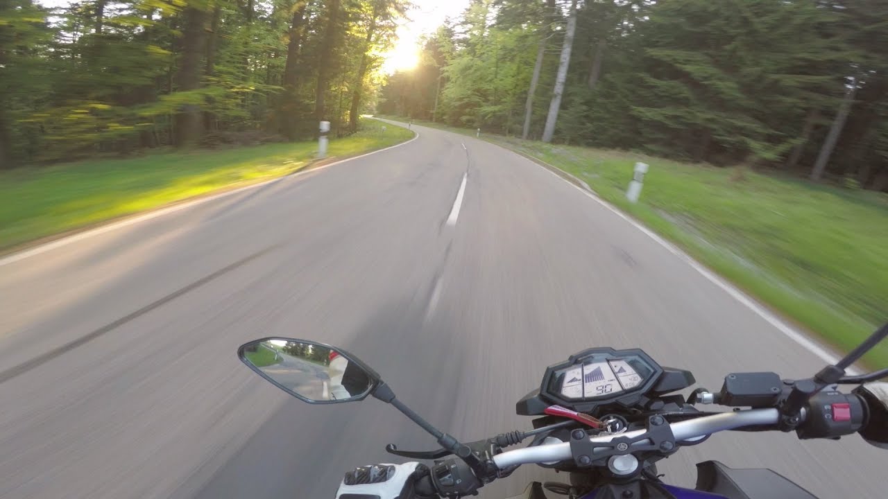 Her MT-125 is LOUD and FAST [Raw Onboard | HQ Sound]