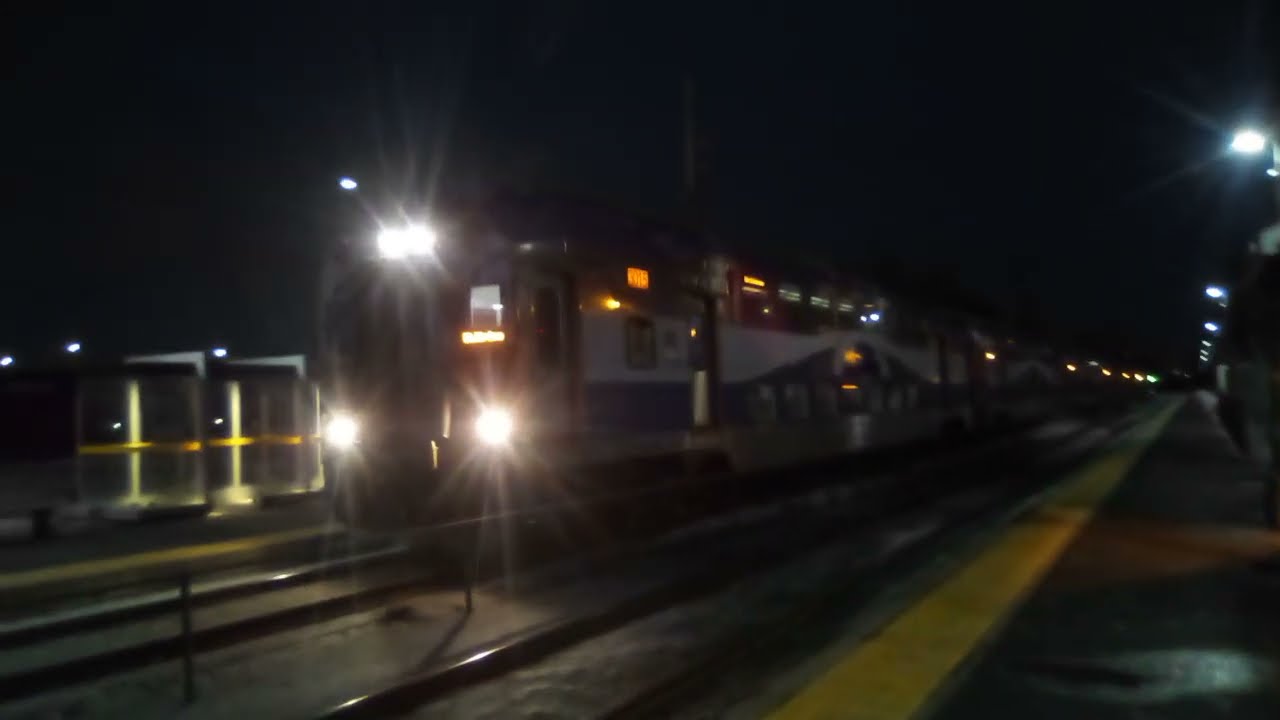 EXO train #164 at Gare Bois-de-boulogne with the Bilevel train cars