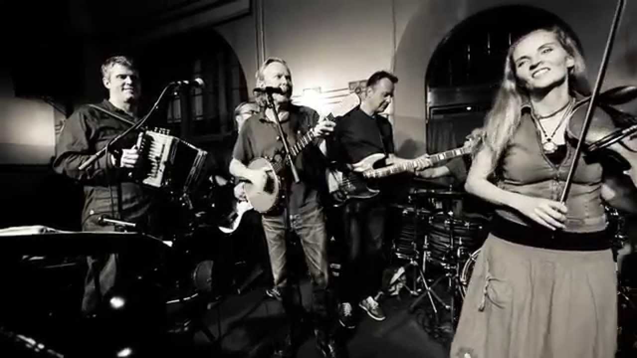 Hoedown feat J.Karjalainen & Dirk Powell - Piupali Paupali