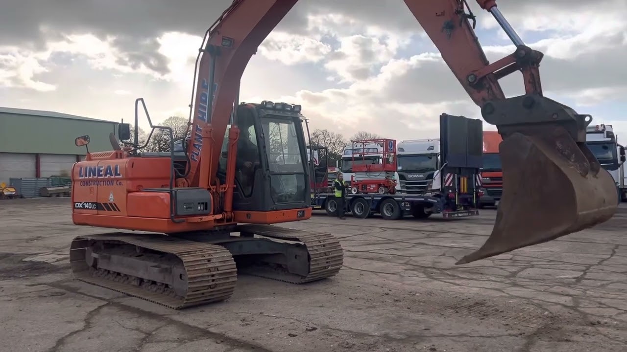 2013 Doosan DX140LC-3 Excavator