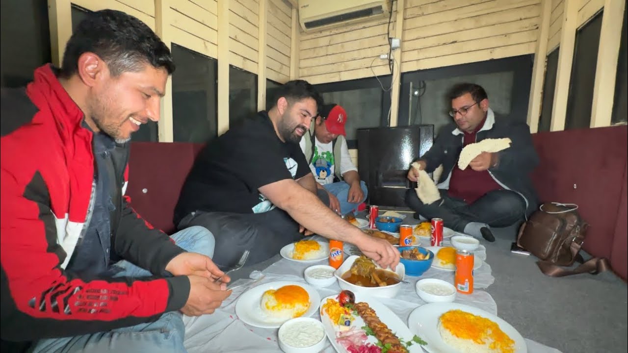 سردارنظری  با همکارانش شب را مهمان خانه علی سلطانی یوتوپ بر مشهور ایرانی شد اتفاقات جالب