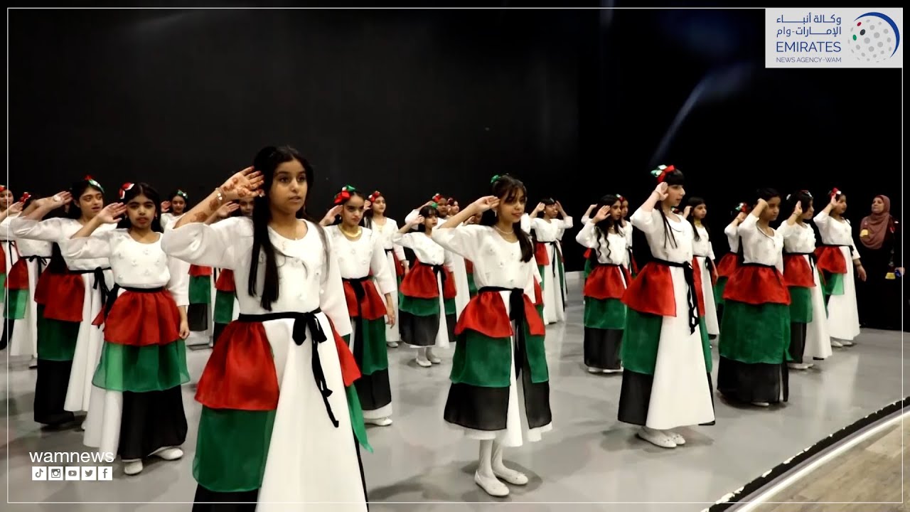 كريمات حاكم أم القيوين يشهدن احتفالات اليوم الوطني في المركز الابداعي