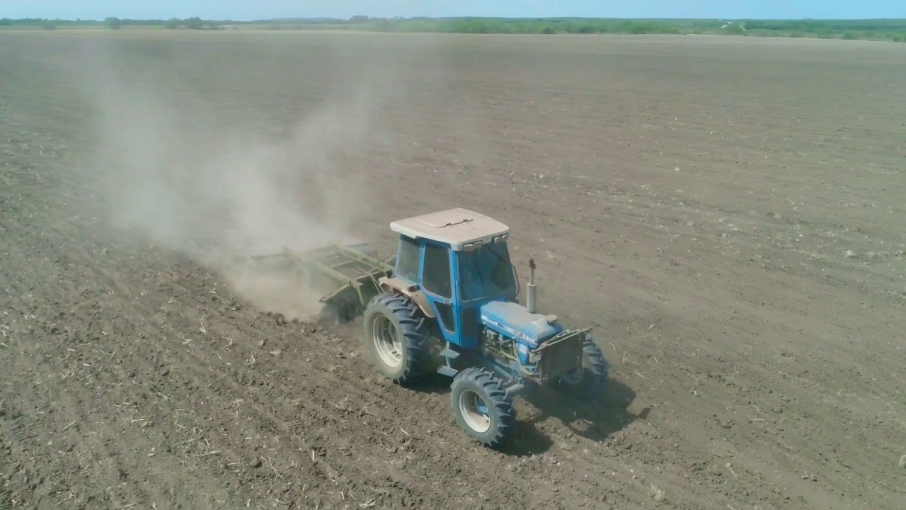 Tractor Plowing Video 5610 Ford