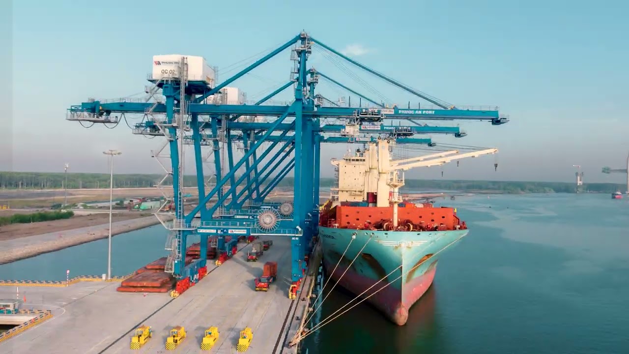 09.01.2026 CẢNG PHƯỚC AN ĐÓN TÀU MAERSK ĐẦU TIÊN