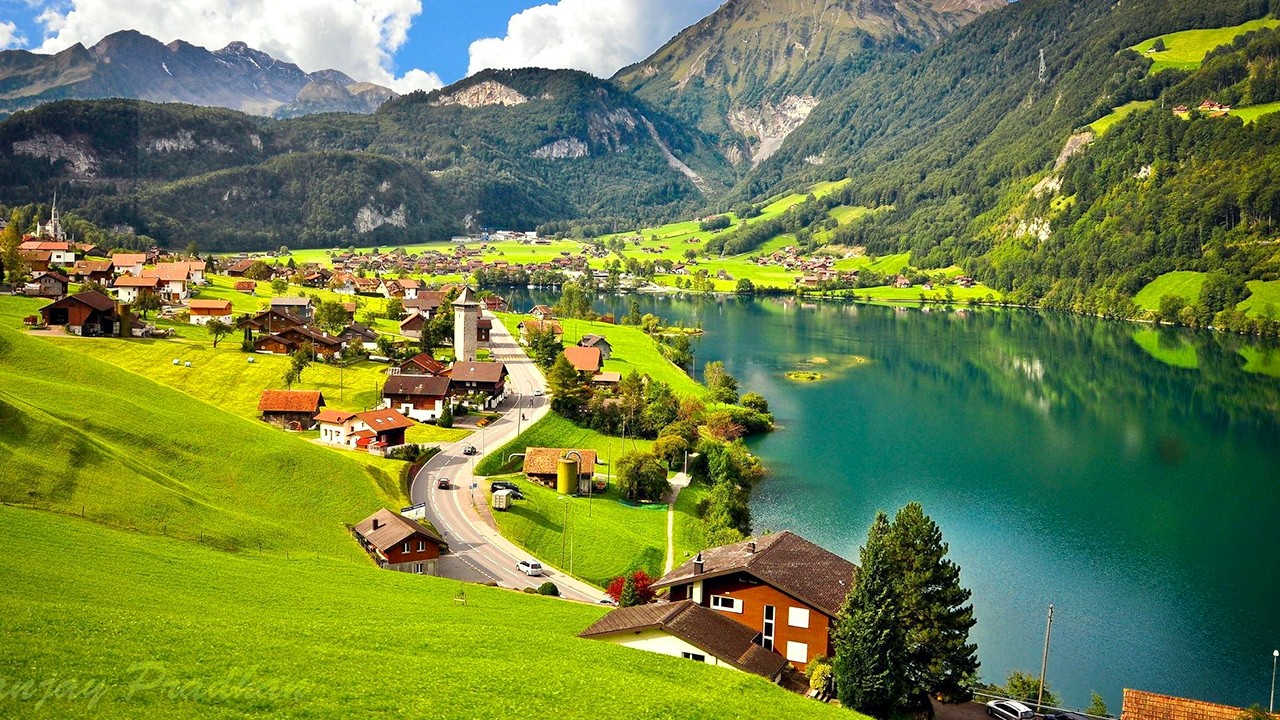 Top 10 Best Places to Visit in Switzerland - Most Beautiful Villages, Towns & Cities