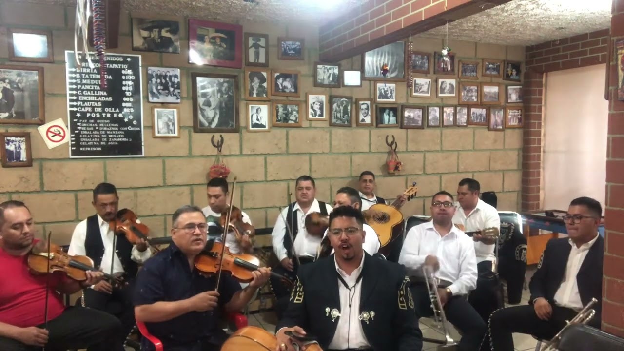 Ojitos provincianos de Juan Alcantara- Mariachi Juvenil Real de México