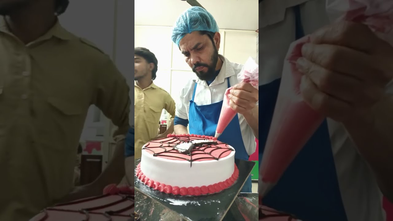 Cakes.by.design  is live!