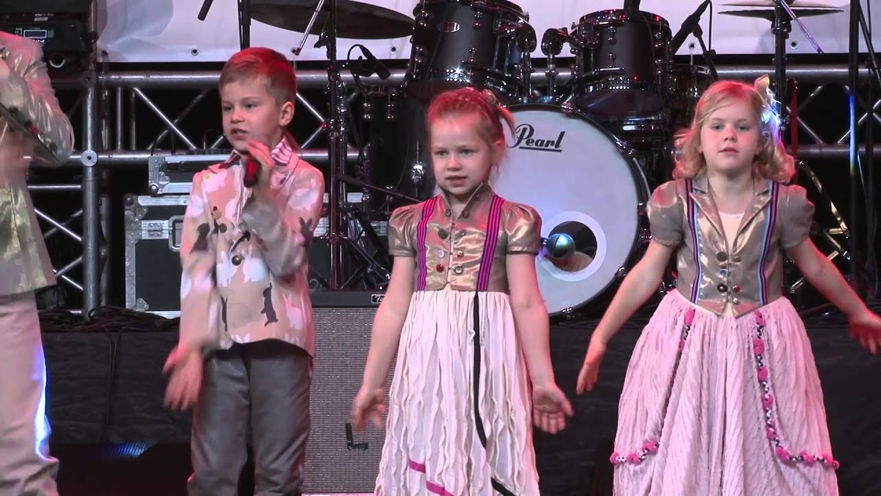 Dzeguzīte - Karlsona nekārtības (BILDES 2015)
